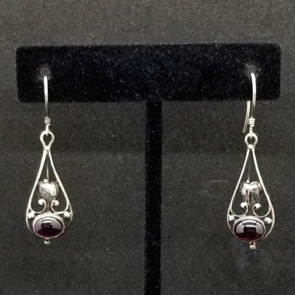 Purple jewel teardrop heart earrings 💜